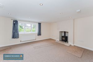 Sitting Room- click for photo gallery